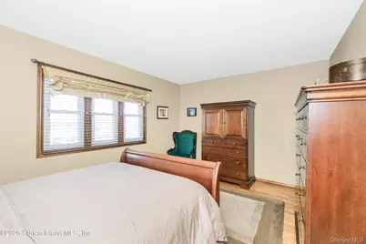 194 Justin, New York, NY 10306 - Photo 19