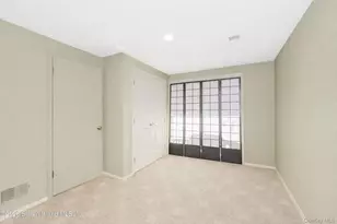 194 Justin, New York, NY 10306 - Photo 7