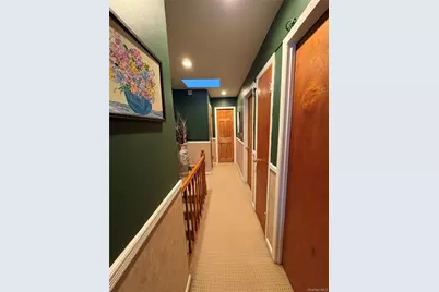 281 Graff Avenue, Bronx, NY 10465 - Photo 7