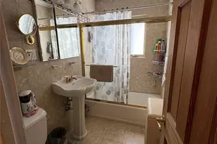 281 Graff Ave, Bronx, NY 10465 - Photo 25