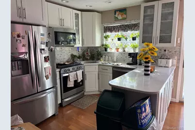 281 Graff Avenue, Bronx, NY 10465 - Photo 1