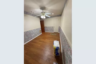 281 Graff Avenue, Bronx, NY 10465 - Photo 23