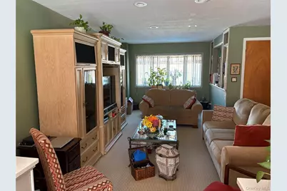 281 Graff Avenue, Bronx, NY 10465 - Photo 11