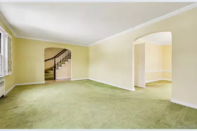 34 Berrian Road, New Rochelle, NY 10804 - Photo 7