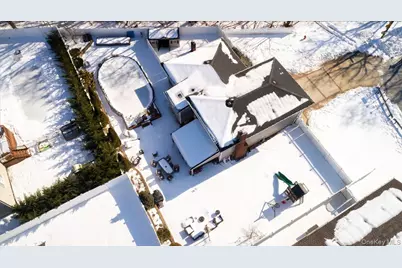 111 Jerusalem Avenue, Massapequa, NY 11758 - Photo 23