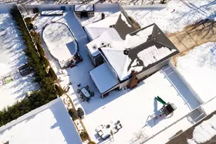 111 Jerusalem Ave, Massapequa, NY 11758 - Photo 23