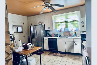 138 W Kingsbridge Road, Mount Vernon, NY 10550 - Photo 5