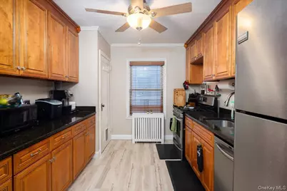 238 Jefferson Street, Franklin Square, NY 11010 - Photo 5