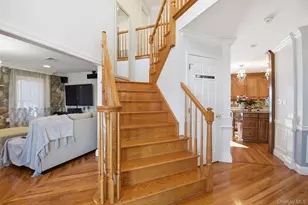 9 Oldfield Ct, Garnerville, NY 10923 - Photo 5