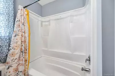 1333 5th Avenue, Bay Shore, NY 11706 - Photo 19