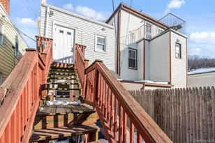 90-22 82nd Rd, Glendale, NY 11385 - Photo 33