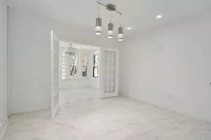 90-22 82nd Rd, Glendale, NY 11385 - Photo 5