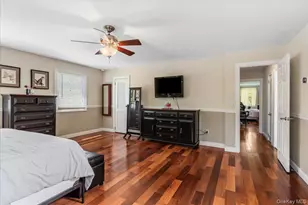 15 Oak Ln, Hampton Bays, NY 11946 - Photo 19