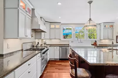 15 Oak Lane, Hampton Bays, NY 11946 - Photo 7