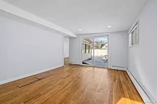 190 Meridian Rd, Levittown, NY 11756 - Photo 13