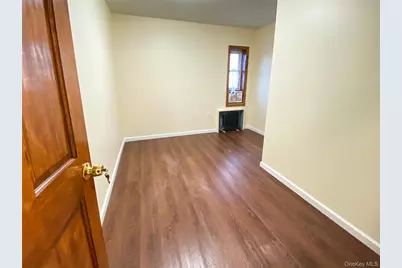 1318 Mace Avenue, Bronx, NY 10469 - Photo 9