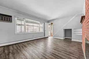 23 Tiptop Ln, Hicksville, NY 11801 - Photo 5