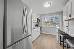 810 Blooming Grove Turnpike, New Windsor, NY 12553 - Photo 9