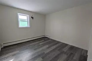 2 Mountain Ave, Middletown, NY 10940 - Photo 9