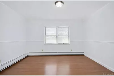 82A 5th Avenue #1, Westbury, NY 11590 - Photo 9