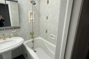 19-16 150th St, Whitestone, NY 11357 - Photo 13