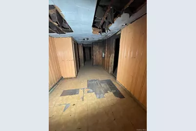 34 Peach Street, Central Islip, NY 11722 - Photo 13