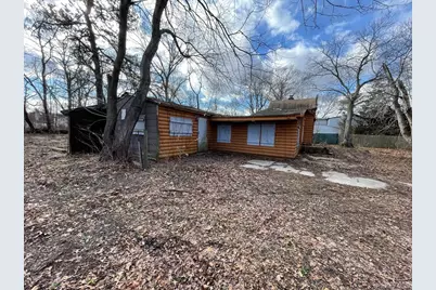 34 Peach Street, Central Islip, NY 11722 - Photo 3