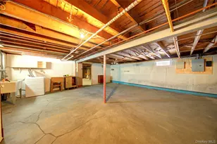 10 Taft Ave, Hempstead, NY 11550 - Photo 19