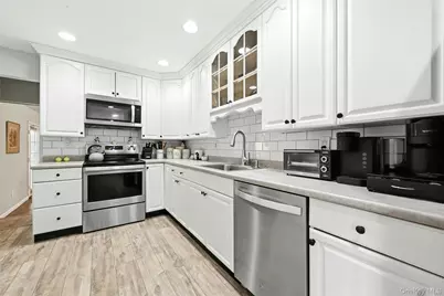 246 Southern Boulevard, Nesconset, NY 11767 - Photo 15