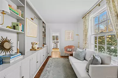 2 Apple Tree Close, Chappaqua, NY 10514 - Photo 3