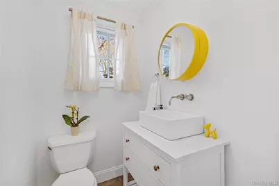 2 Apple Tree Close, Chappaqua, NY 10514 - Photo 5