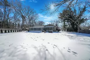 29 Wrana St, Medford, NY 11763 - Photo 5