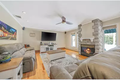 29 Wrana Street, Medford, NY 11763 - Photo 7