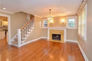 25 Gaynor Ave, Manhasset, NY 11030 - Photo 3