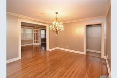 25 Gaynor Avenue, Manhasset, NY 11030 - Photo 5