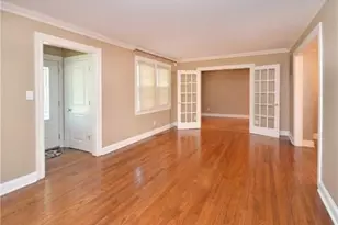 25 Gaynor Ave, Manhasset, NY 11030 - Photo 13