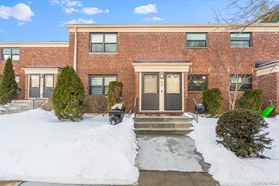 74-12 220th Street #335A1, Bayside, NY 11364 - Photo 5