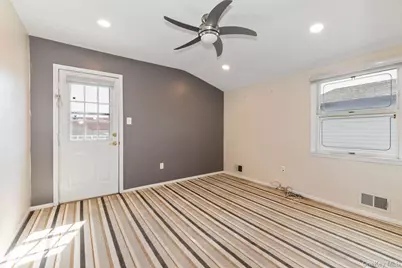 607 Lanett Avenue, Far Rockaway, NY 11691 - Photo 9