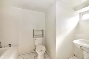 39 Greentree Rd, Mineola, NY 11501 - Photo 19