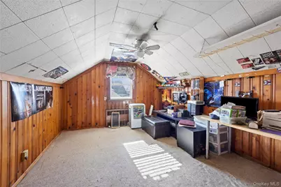 27 Elizabeth Drive, Bethpage, NY 11714 - Photo 15