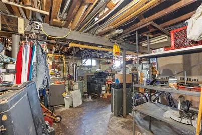 27 Elizabeth Drive, Bethpage, NY 11714 - Photo 21