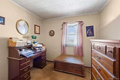 27 Elizabeth Drive, Bethpage, NY 11714 - Photo 11