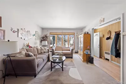 27 Elizabeth Drive, Bethpage, NY 11714 - Photo 5