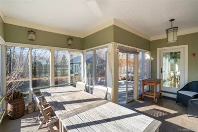 460 Bay Avenue, East Marion, NY 11939 - Photo 9