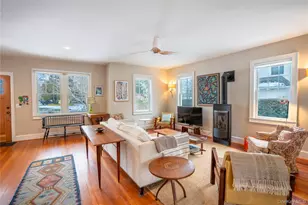 460 Bay Ave, East Marion, NY 11939 - Photo 3