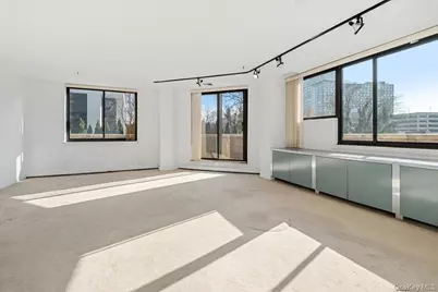 25 Rockledge Avenue #105W, White Plains, NY 10601 - Photo 13