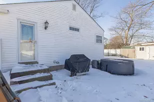 3 Exeter Rd, Patchogue, NY 11772 - Photo 15