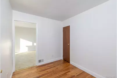 3 Exeter Road, Patchogue, NY 11772 - Photo 11