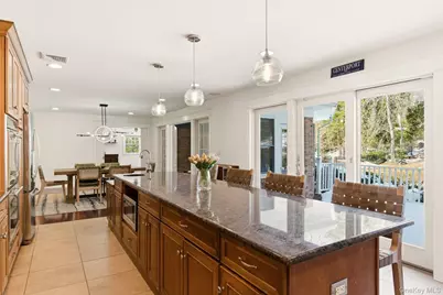 9 Mariners Court, Centerport, NY 11721 - Photo 7