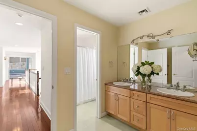 9 Mariners Court, Centerport, NY 11721 - Photo 31